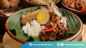 Kenapa Gudeg Yu Djum Selalu Ramai?