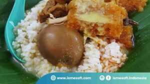 Kenapa Nasi Ayam Bu Pini Semarang Wajib Dicoba?